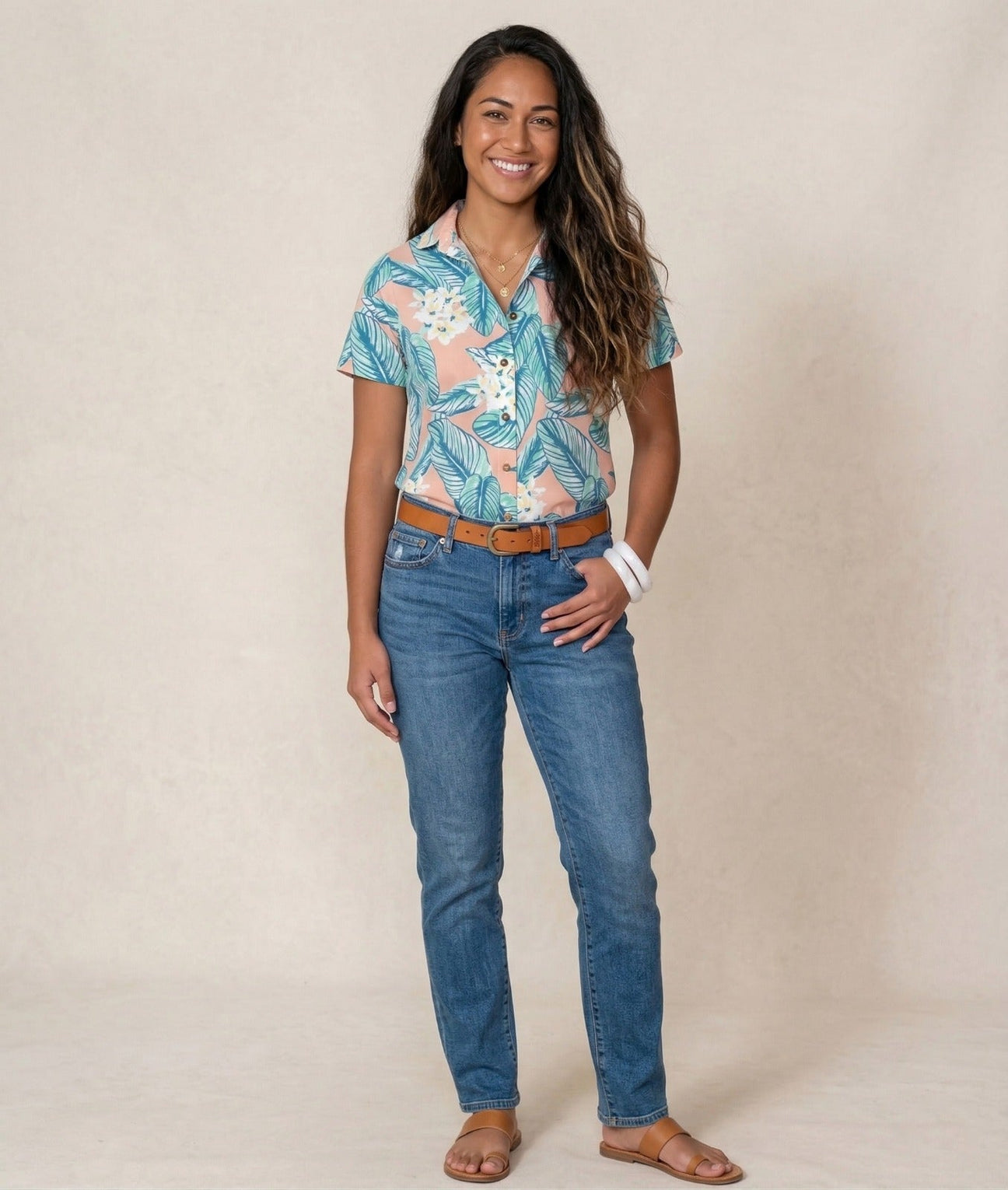 5 Ways to Style Your Favorite Aloha Shirt